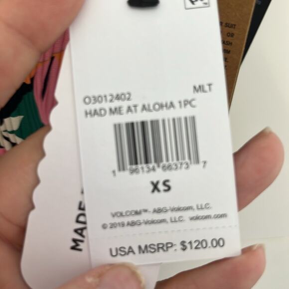 Juniors Volcom Had Me At Aloha One Piece Swim Suit Size XS - Picture 2 of 7